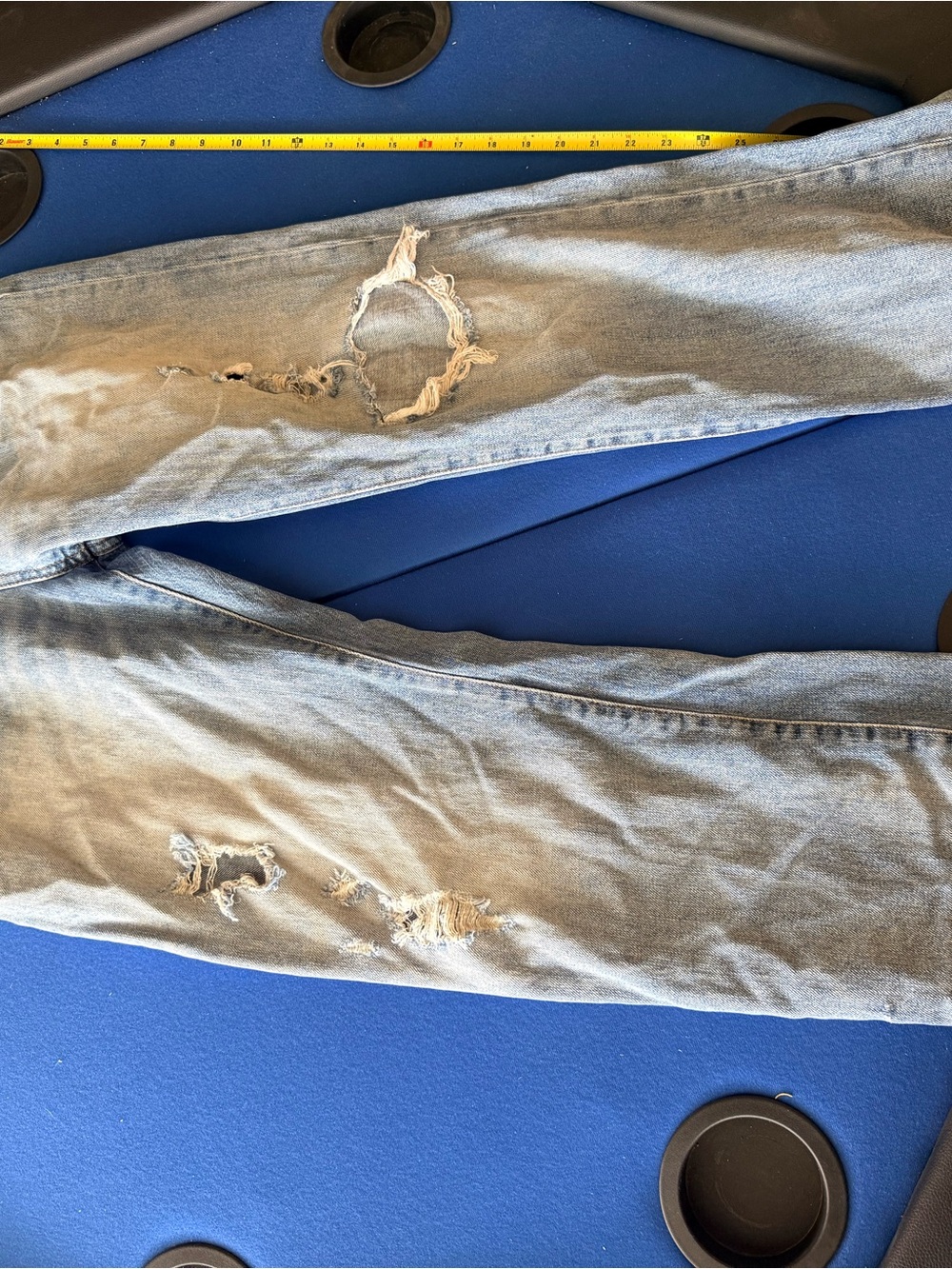 Aeropostale Light Blue Distressed Men's Jeans